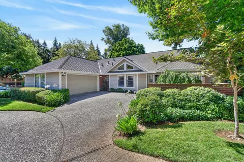 Exterior - 1073 Harrington Way, Carmichael, CA 95608 photo 4 of 16