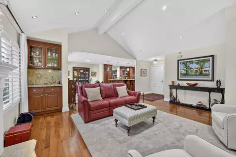 Living - 1073 Harrington Way, Carmichael, CA 95608 photo 2 of 3
