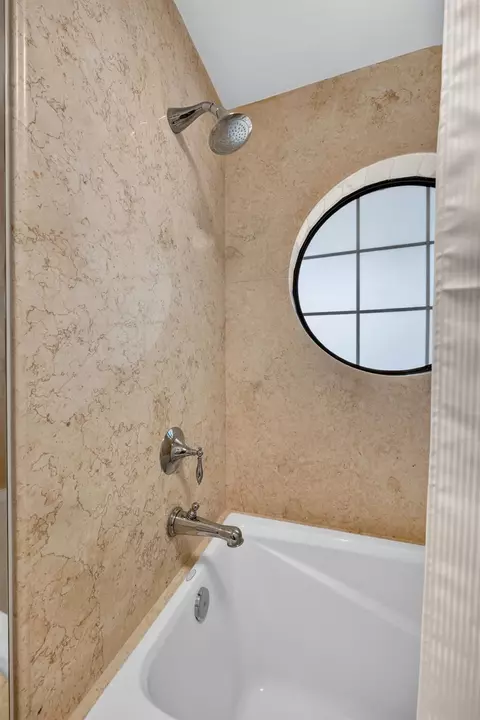 Bath - 1073 Harrington Way, Carmichael, CA 95608 photo 7 of 7