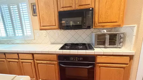 3627 Wild Oak Dr, Ceres, CA 95307 photo 6