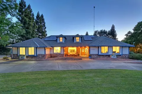 8868 Tavernor Rd, Wilton, CA 95693