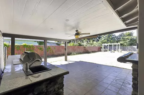 5930 Garden Ave, Olivehurst, CA 95961 photo 16