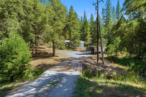 5281 Hidden Hollow Dr, Placerville, CA 95667 photo 2