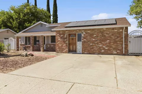 Exterior - 1947 Glenmore Dr, Olivehurst, CA 95961 photo 3 of 7