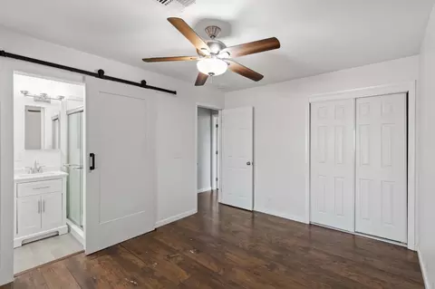 Bedroom - 1947 Glenmore Dr, Olivehurst, CA 95961 photo 3 of 4