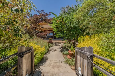 Exterior - 419 Rex Ave, Jackson, CA 95642 photo 7 of 41