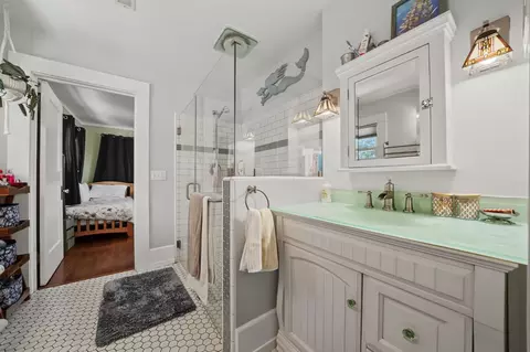 Bath - 419 Rex Ave, Jackson, CA 95642 photo 3 of 5