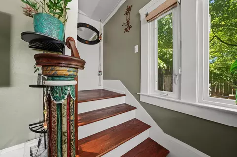 Entry Way - 419 Rex Ave, Jackson, CA 95642 photo 4 of 6