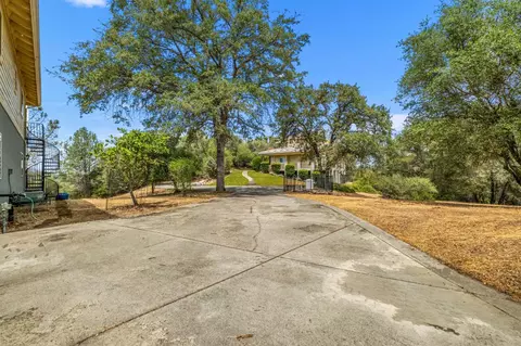 Exterior - 2211 Terrace View Ct, Cool, CA 95614 photo 5 of 27