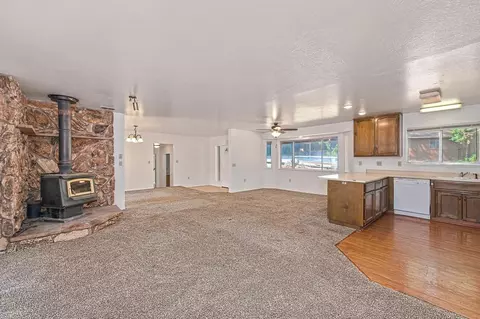 Living - 2901 Harmony Ln, Georgetown, CA 95634 photo 8 of 13