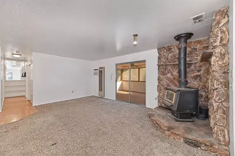 Living - 2901 Harmony Ln, Georgetown, CA 95634 photo 10 of 13