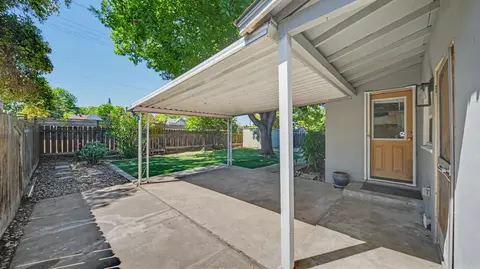 Exterior - 442 Coleman Ct, Modesto, CA 95354 photo 3 of 7