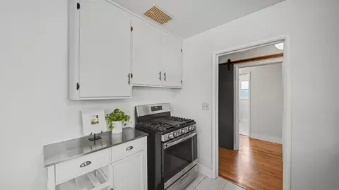 Kitchen - 442 Coleman Ct, Modesto, CA 95354 photo 3 of 5