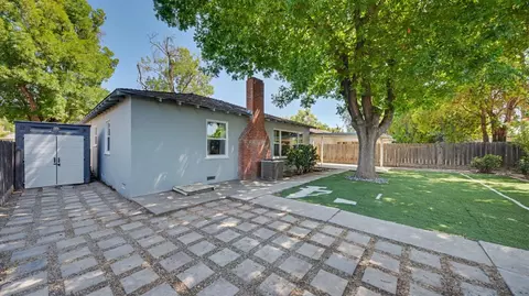 Exterior - 442 Coleman Ct, Modesto, CA 95354 photo 6 of 7