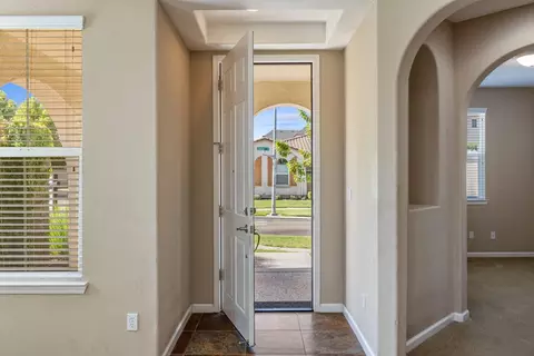 2391 Gabriel, Merced, CA 95340 photo 5