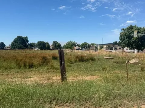 2511 Franklin Rd, Merced, CA 95348 photo 10
