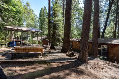 Exterior - 2336 Fairway Dr, Arnold, CA 95223 photo 4 of 13