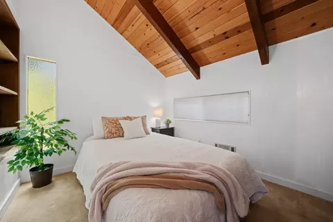 Bedroom - 1675 Evergreen Ln, Arnold, CA 95223 photo 3 of 9