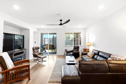 Living - 1399 Carson River Loop, Lincoln, CA 95648 photo 2 of 3