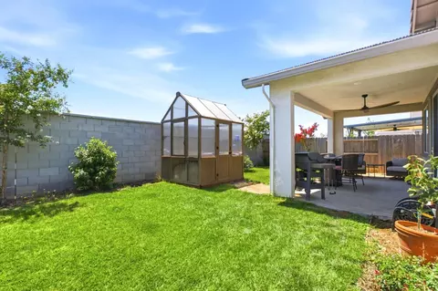 Exterior - 1399 Carson River Loop, Lincoln, CA 95648 photo 8 of 9
