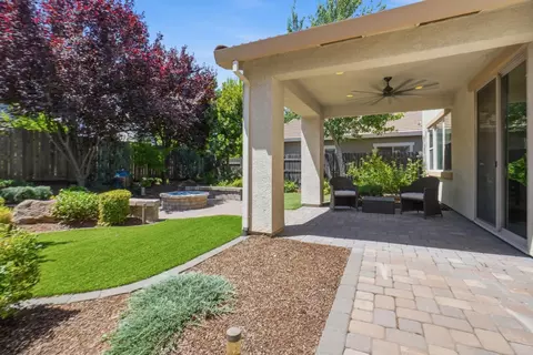 Exterior - 2240 Ranch View Dr, Rocklin, CA 95765 photo 3 of 7