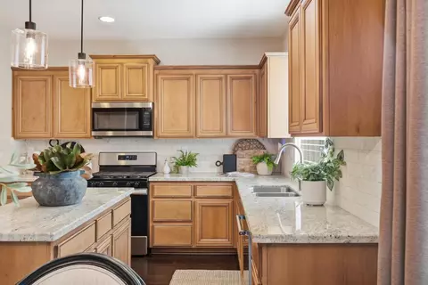 Kitchen - 2240 Ranch View Dr, Rocklin, CA 95765 photo 3 of 3