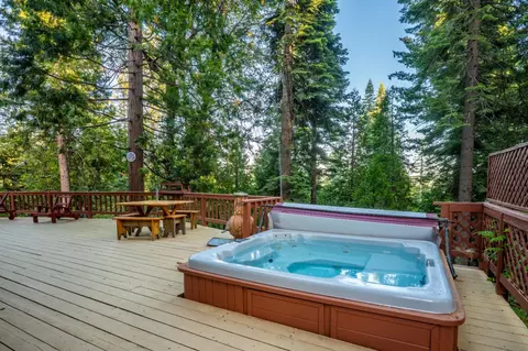 600 Wikami Way, Dorrington, CA 95223 photo 2