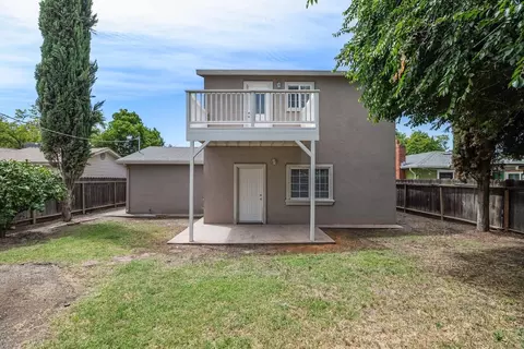Exterior - 111 E 21st St, Tracy, CA 95376 photo 7 of 8