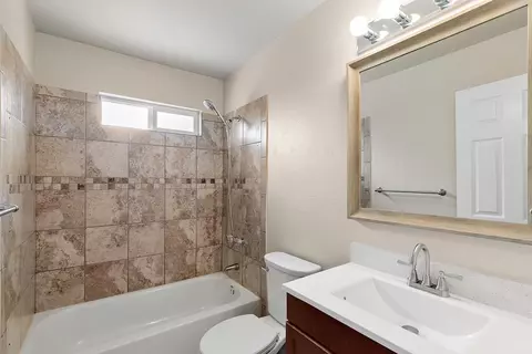 Bath - 111 E 21st St, Tracy, CA 95376 photo 1 of 2