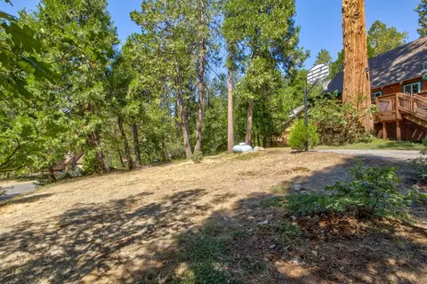 Exterior - 590 Marilyn Way, Arnold, CA 95223 photo 12 of 22