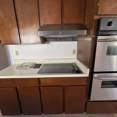 564 Spruce St, Berkeley, CA 94707 photo 8