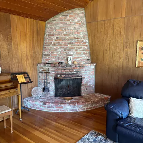 564 Spruce St, Berkeley, CA 94707 photo 3