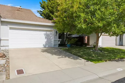 7957 Alpine View Dr, Roseville, CA 95747