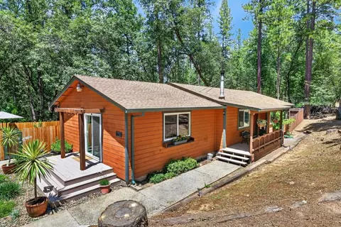 1615 Cantrell Ln, Placerville, CA 95667 photo 3