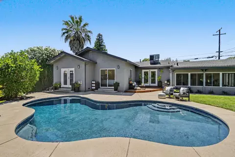 Exterior - 6301 Grant Ave, Carmichael, CA 95608 photo 5 of 16