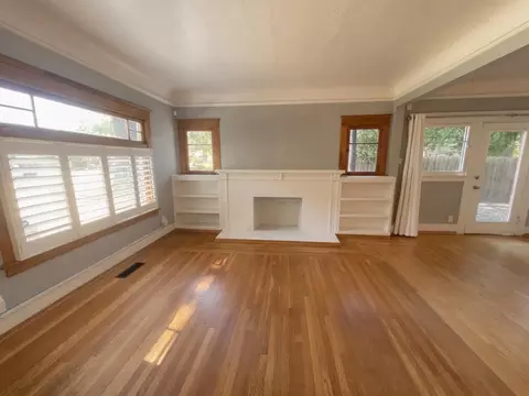 Living - 245 High St, Modesto, CA 95354 photo 4 of 5