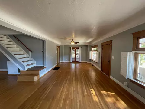 Living - 245 High St, Modesto, CA 95354 photo 2 of 5