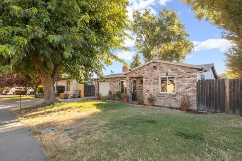 10 Fiske Ave, Woodland, CA 95695