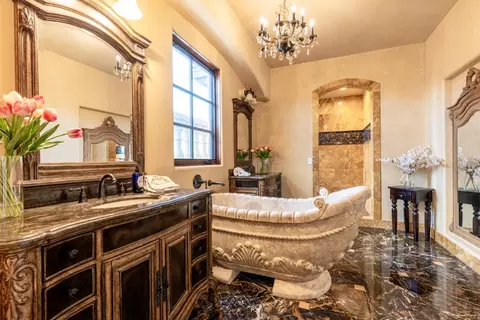 Bath - 100 Shultz Vineyard Rd, Shingle Springs, CA 95682 photo 1 of 2