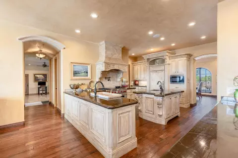 Kitchen - 100 Shultz Vineyard Rd, Shingle Springs, CA 95682 photo 2 of 4