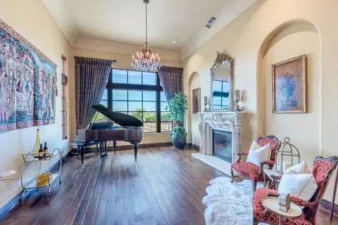 Living - 100 Shultz Vineyard Rd, Shingle Springs, CA 95682 photo 1 of 3