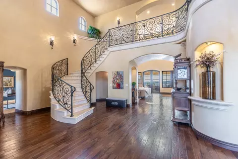 Entry Way - 100 Shultz Vineyard Rd, Shingle Springs, CA 95682 photo 2 of 7