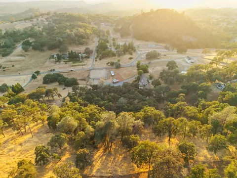 View/Area - 1315 Arrowbee Dr, Placerville, CA 95667 photo 2 of 6