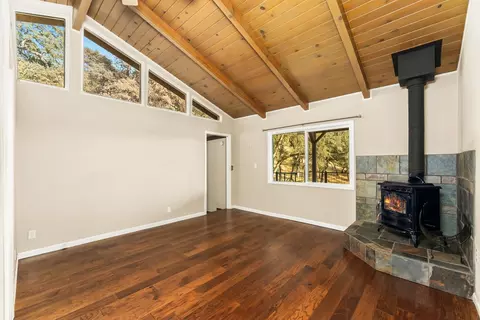 Living - 1315 Arrowbee Dr, Placerville, CA 95667 photo 6 of 9