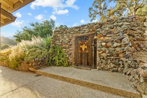 Exterior - 1315 Arrowbee Dr, Placerville, CA 95667 photo 3 of 17