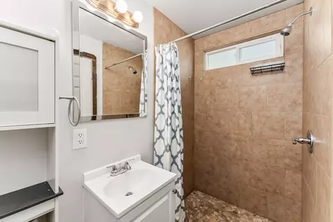 Bath - 1315 Arrowbee Dr, Placerville, CA 95667 photo 5 of 5