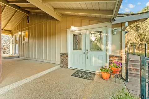 Exterior - 1315 Arrowbee Dr, Placerville, CA 95667 photo 1 of 17