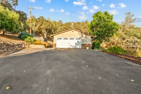 Exterior - 1315 Arrowbee Dr, Placerville, CA 95667 photo 11 of 17