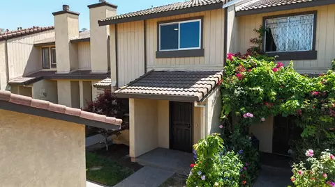 3186 Andre Ln, Turlock, CA 95382 photo 2