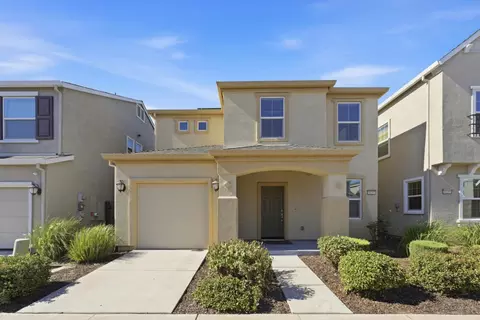 8155 Weeping Willow Ln, Sacramento, CA 95828